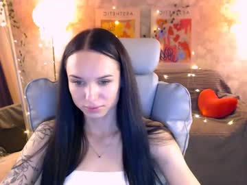 nicolemerz