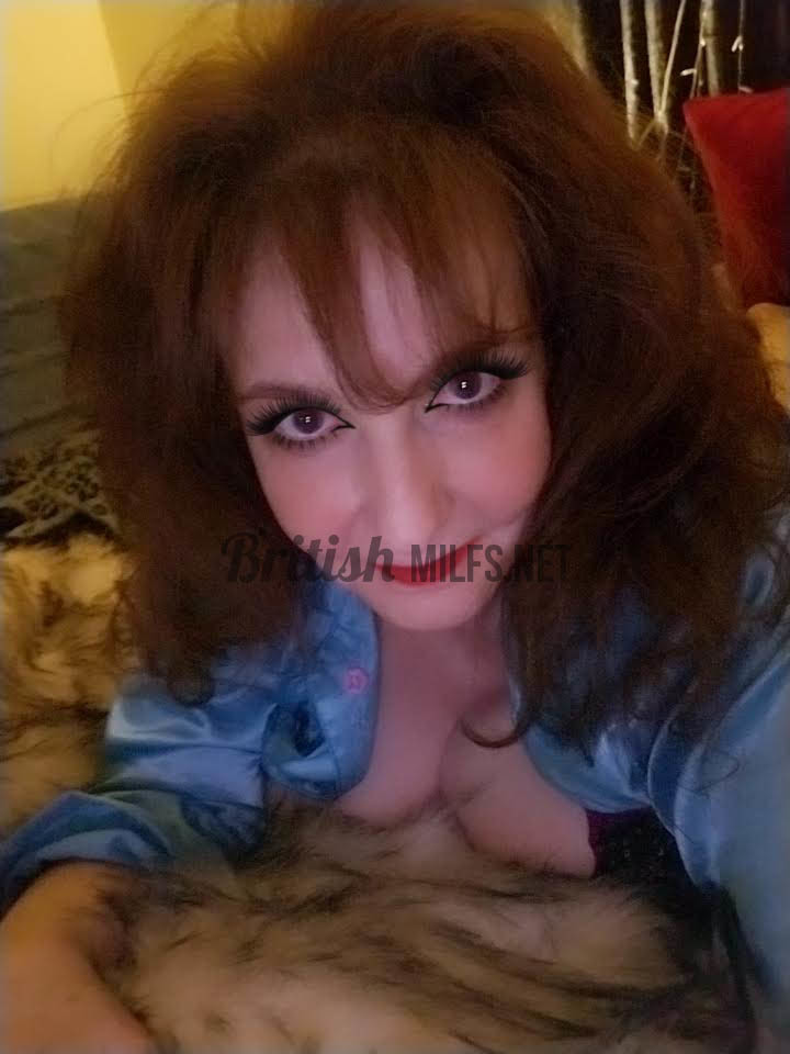 British redhead mature and her massive knockers - — 19
