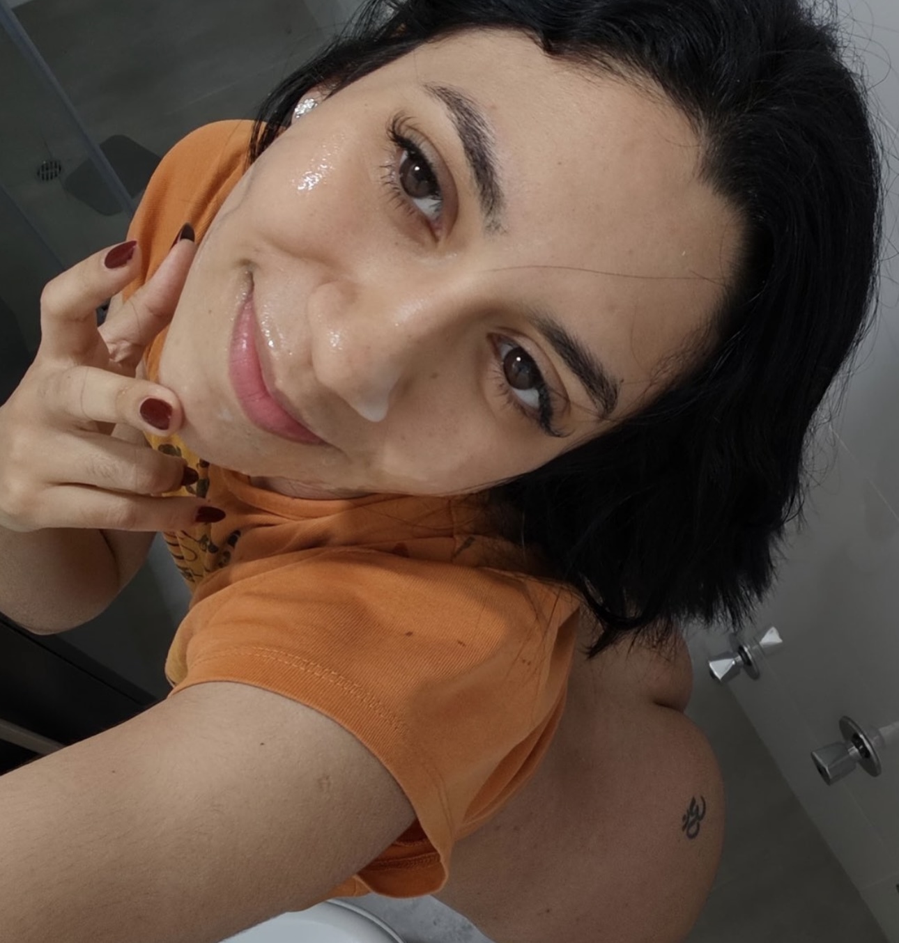 I Love Latinas #22 — 28