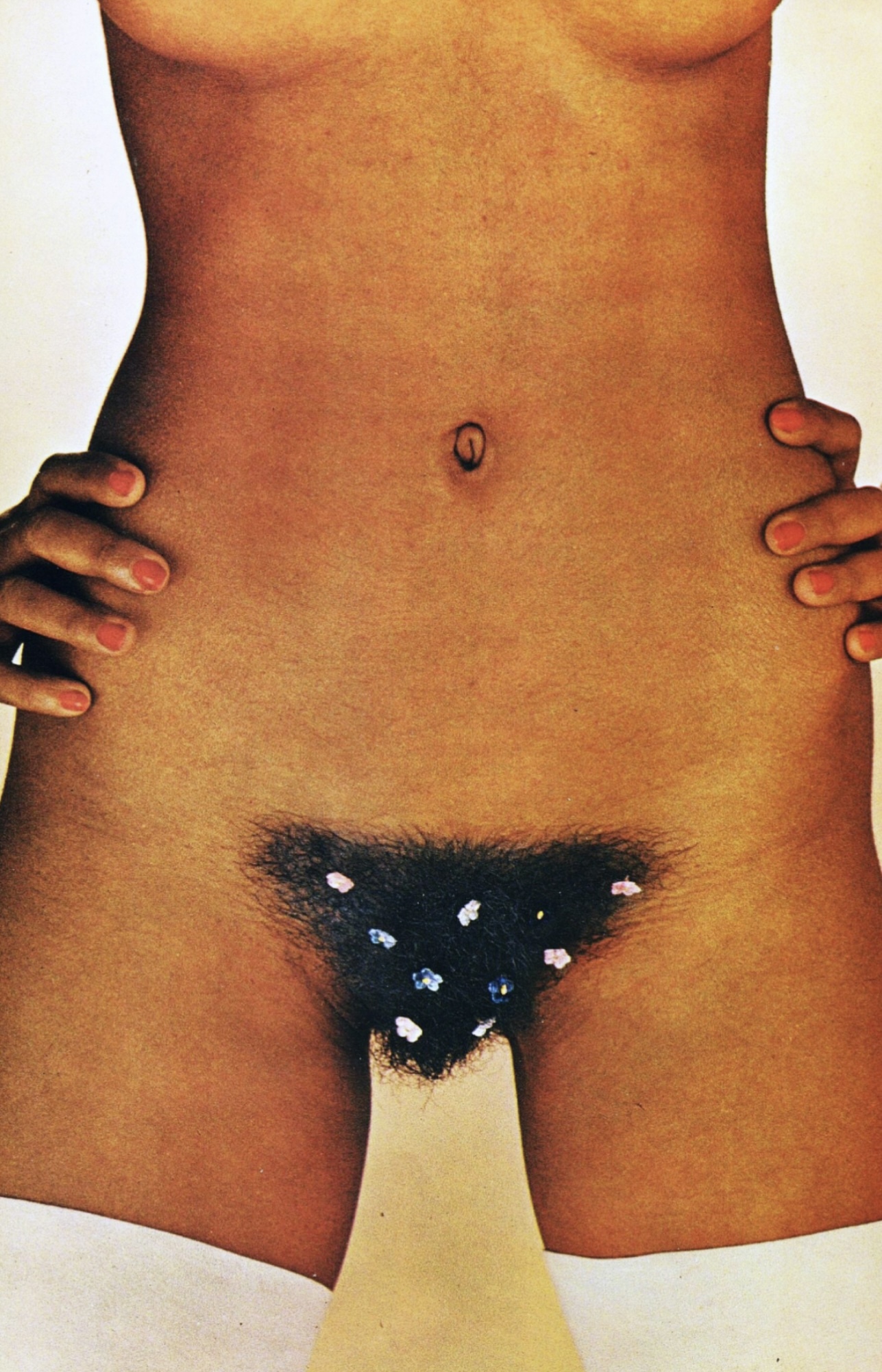 Vintage Magazine Pictorial 4 / Sexy Hairy Pussy — 52