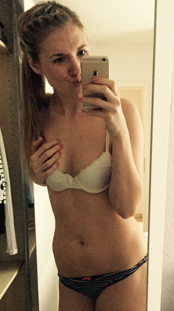 Tall blonde amateur hottie small tits long legs — 41